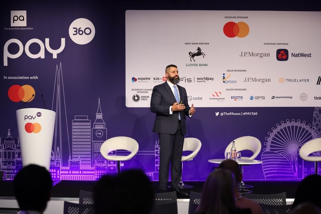 B2BINPAY & Eqwire at PAY360 Conference