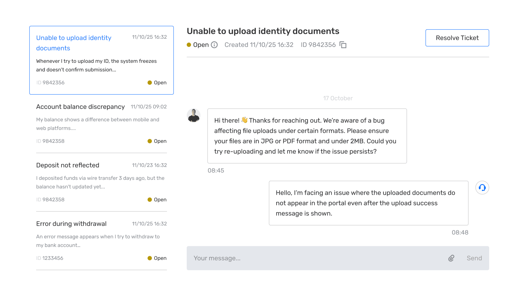 B2CORE ticket detail with conversation and status